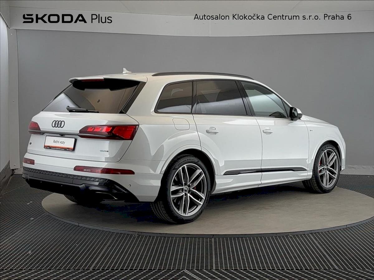 Audi Q7, TDI210 kW S-line Quattro 8TT - fotka 2