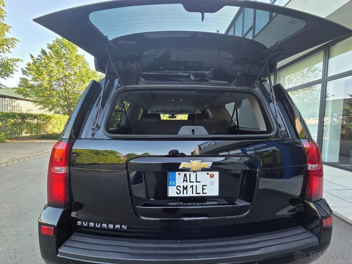 Chevrolet Suburban, 8 Míst, AWD, 3,5t taž,Keramika - fotka 2