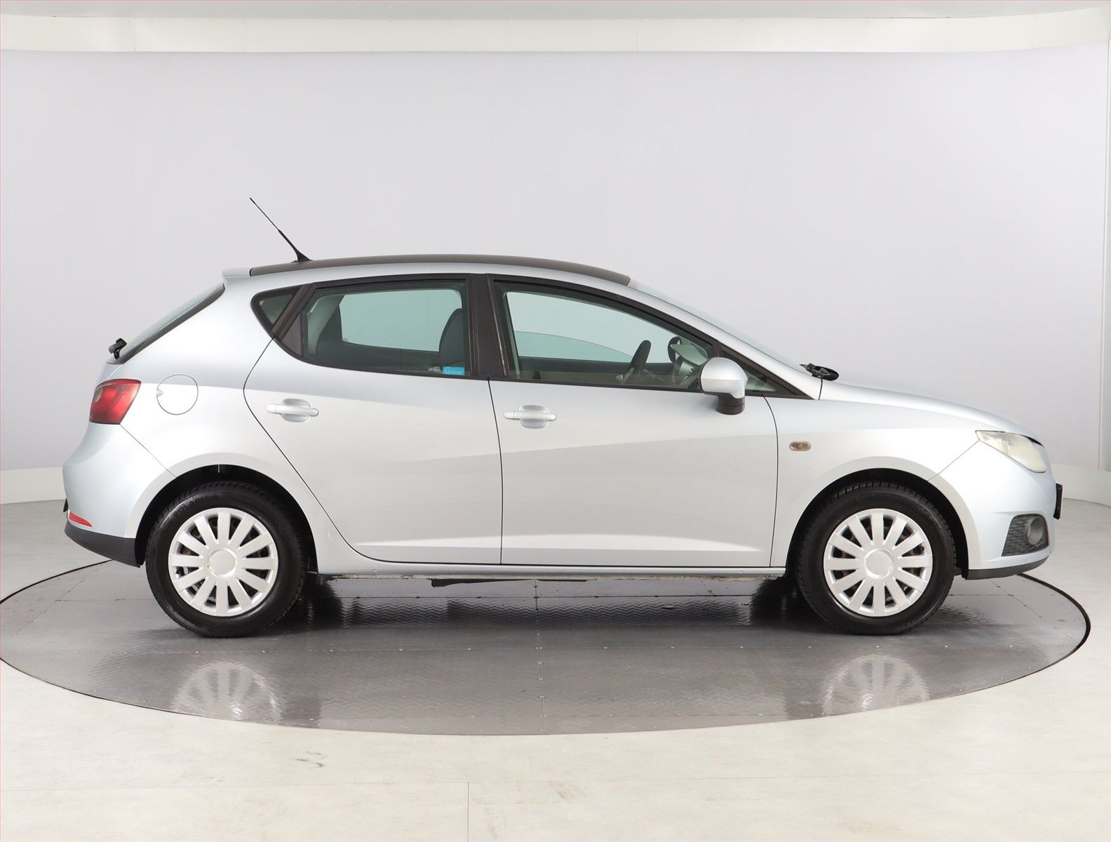 Seat Ibiza, 1.4 16V, Serv.kniha, po STK - fotka 6