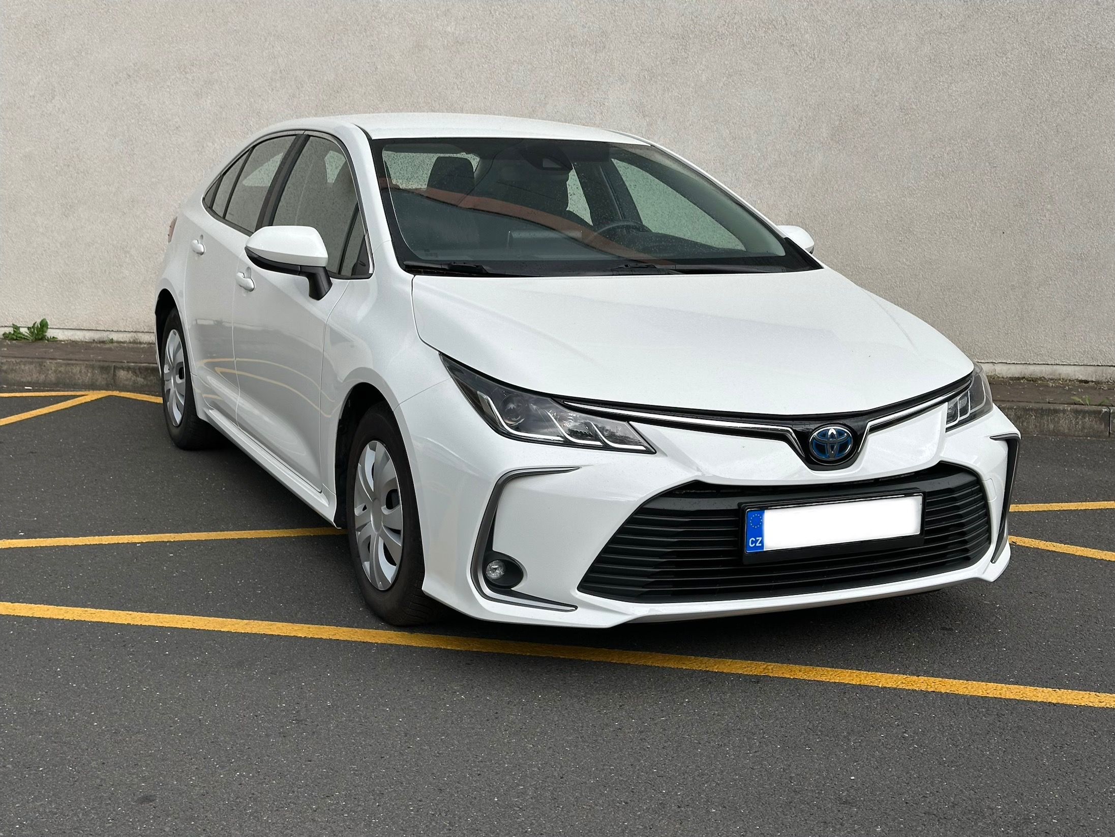 Toyota Corolla, Hybrid,1.maj.Čr,DPH - fotka 3