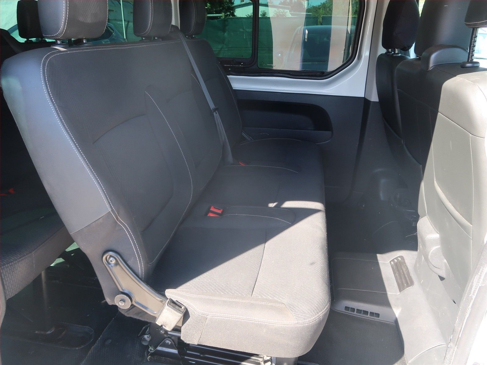 Renault Trafic, 1.6 dCi, Bus, 9Míst, Klima, ČR - fotka 6