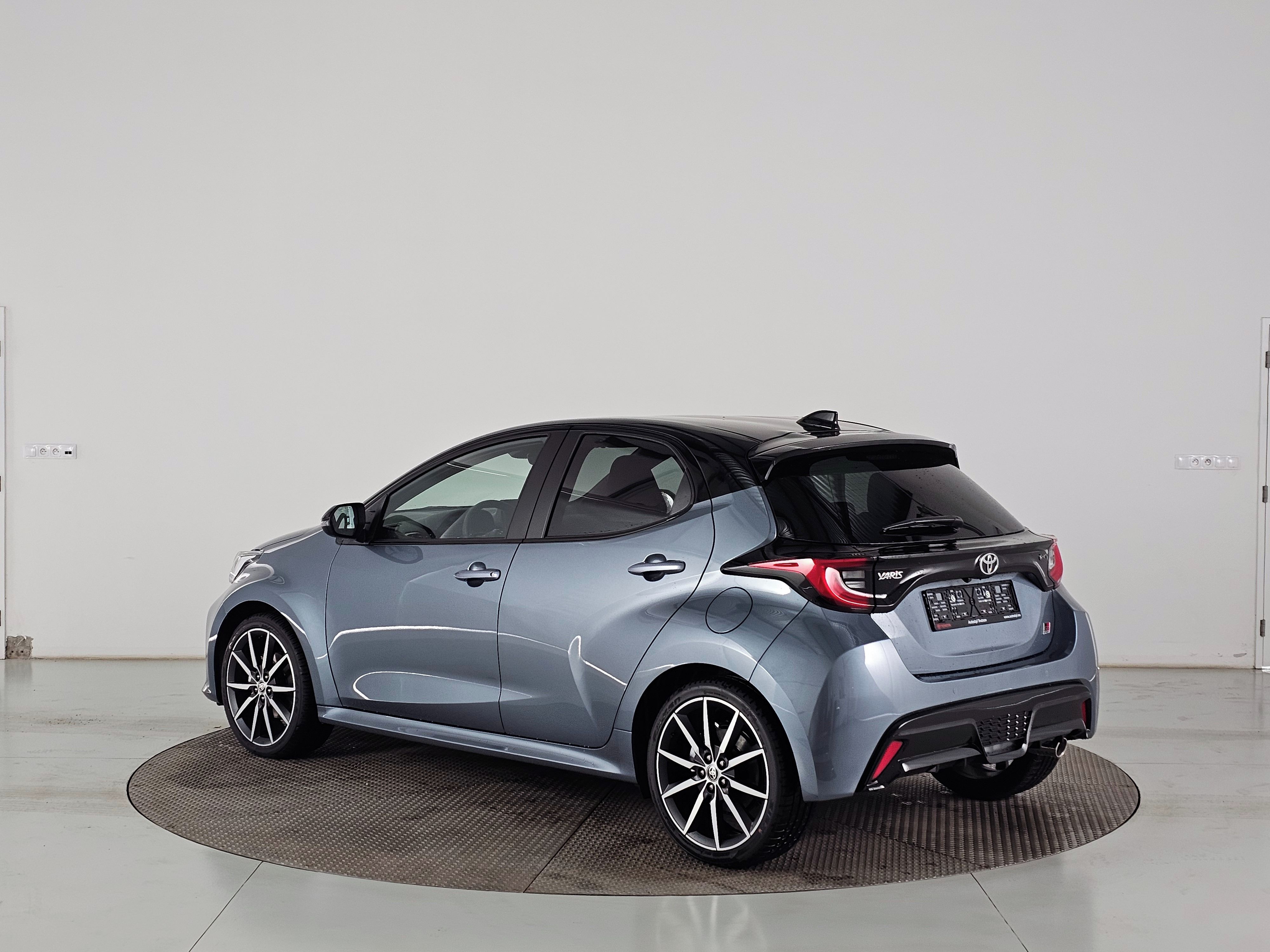 Toyota Yaris, 1.5HEV 130k GR Sport - fotka 6