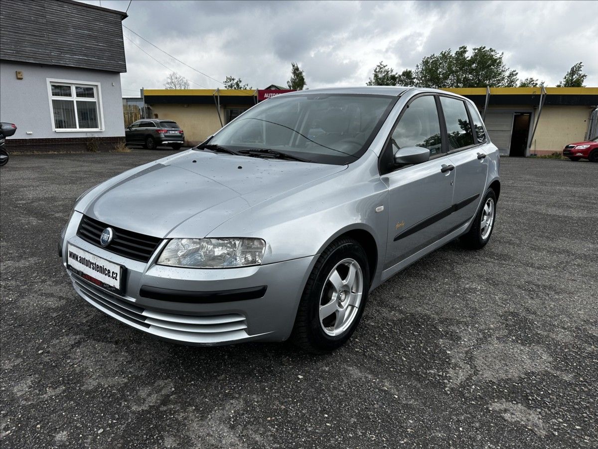 Fiat Stilo, 1,4 i - MÁLO KM - KLIMATIZACE