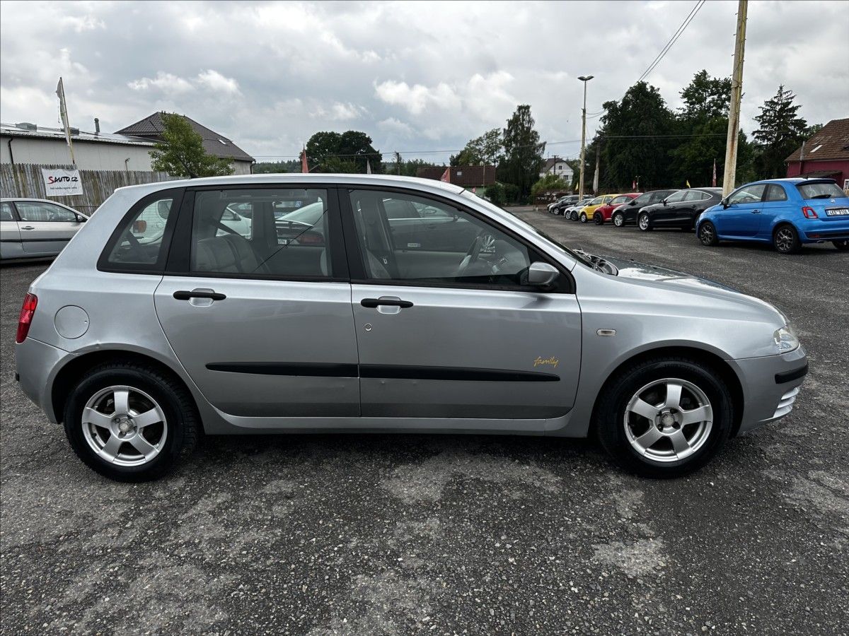 Fiat Stilo, 1,4 i - MÁLO KM - KLIMATIZACE - fotka 6