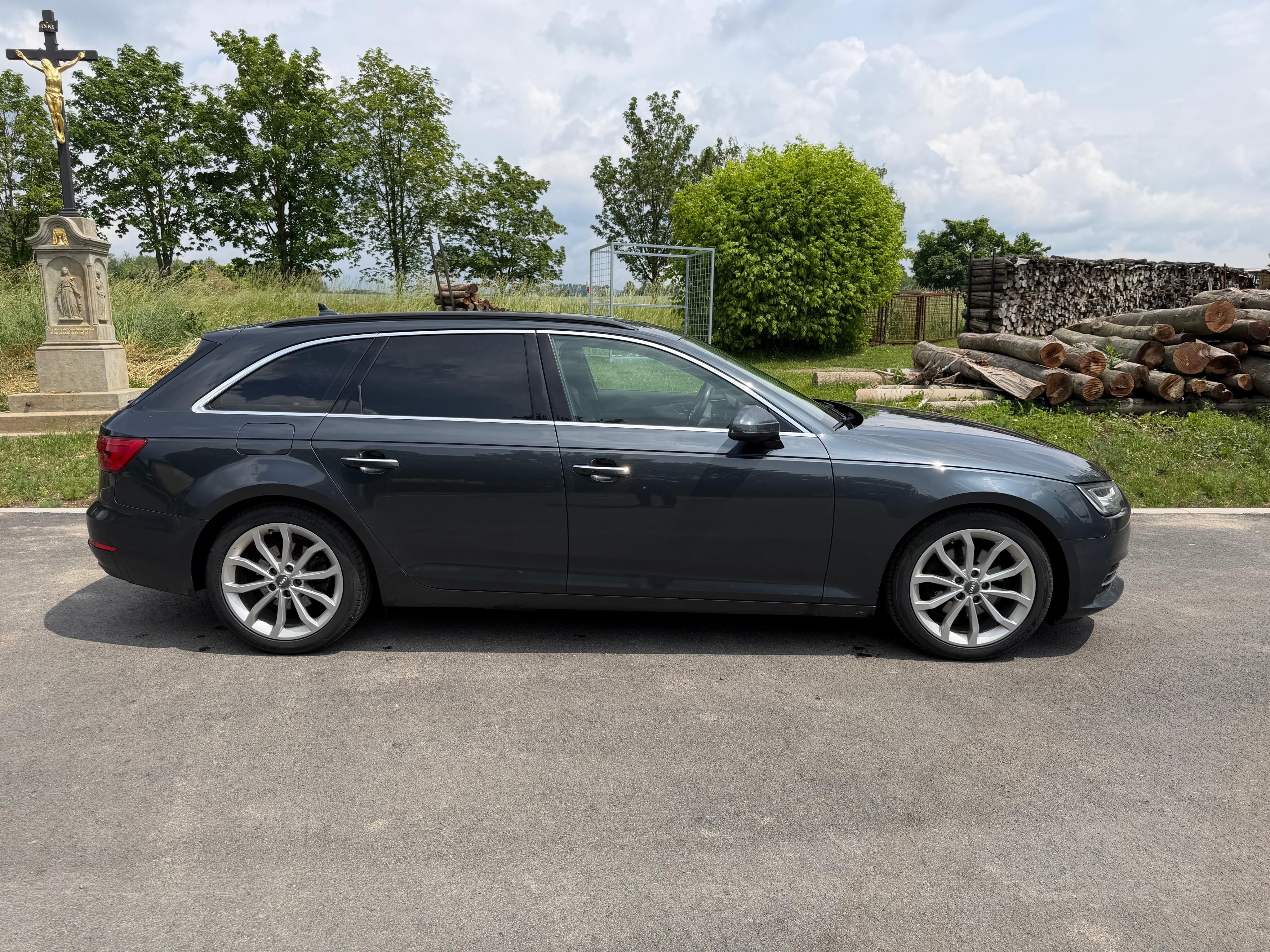 Audi A4 Avant, Audi A4 Avant 2.0 TDI 110 kW - fotka 3