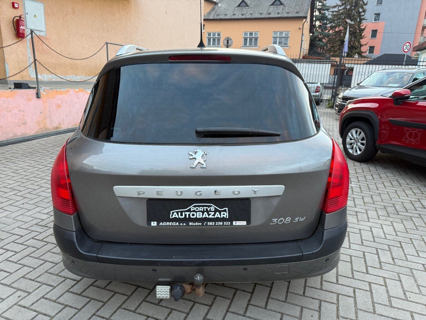 Peugeot 308, 1.6 HDI Kombi - fotka 3