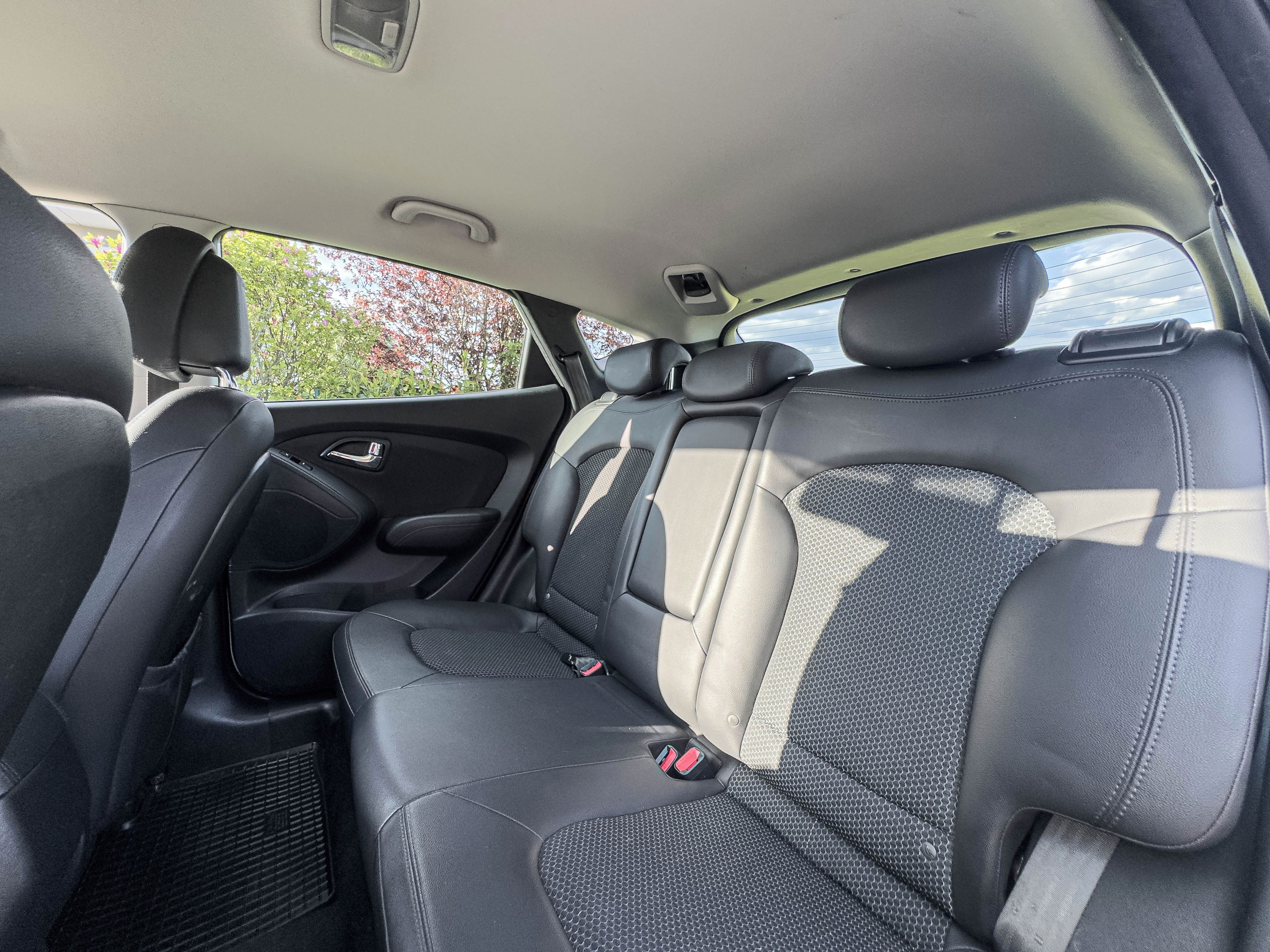 Hyundai ix35, Hyundai ix 35, 2.0 CRDi, 4x4 - fotka 3