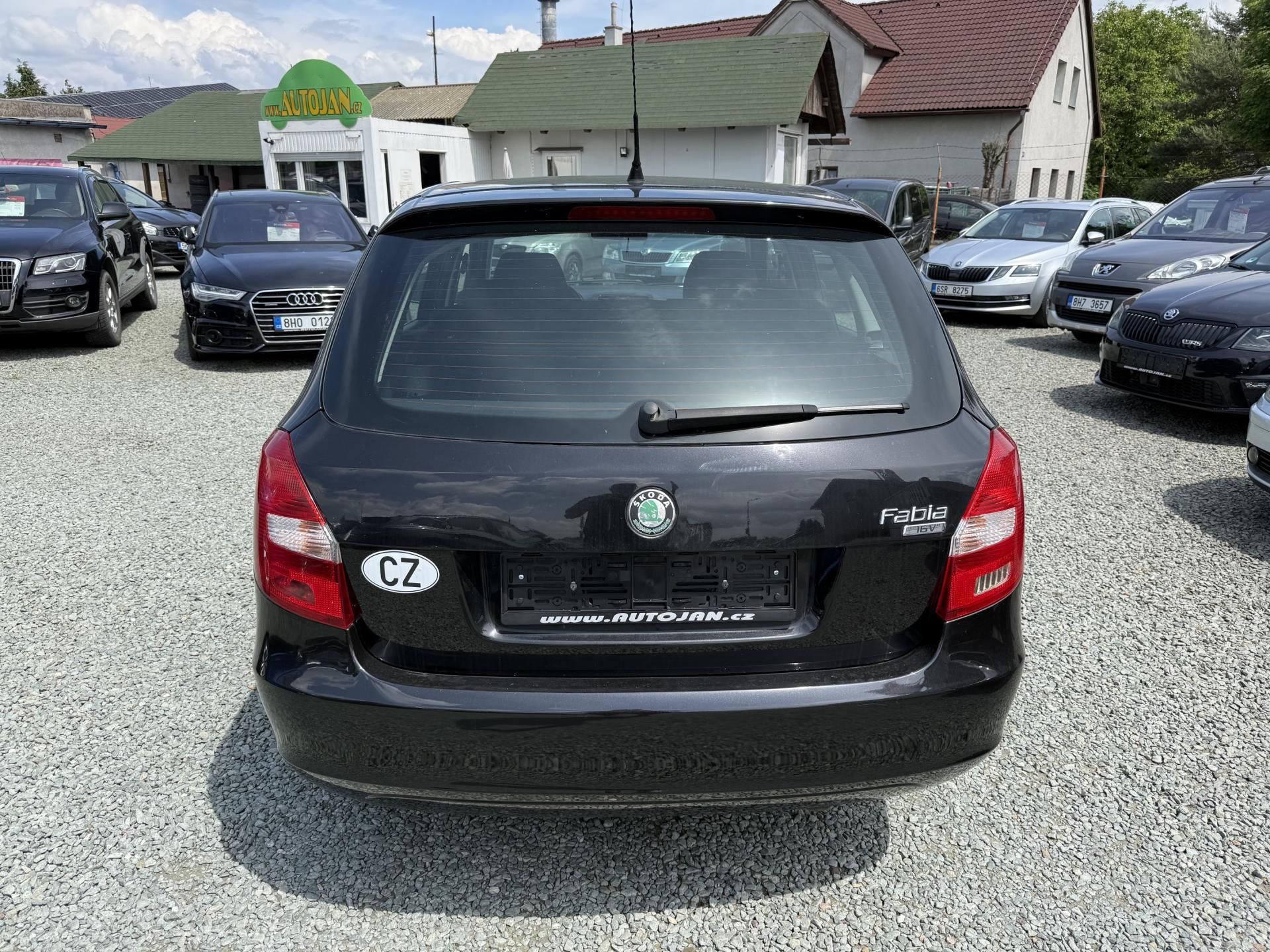 Škoda Fabia, 1.4i KOMBI - fotka 5