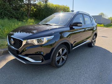 EV 42.5kWh 105kw LUXURY 1.maj
