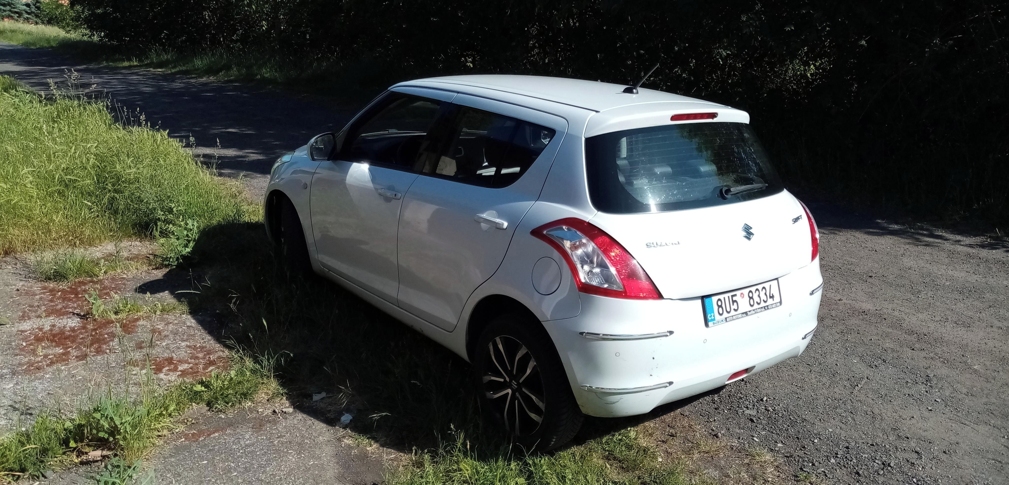 Suzuki Swift, Violet Edition – jen 52 000 km - fotka 2