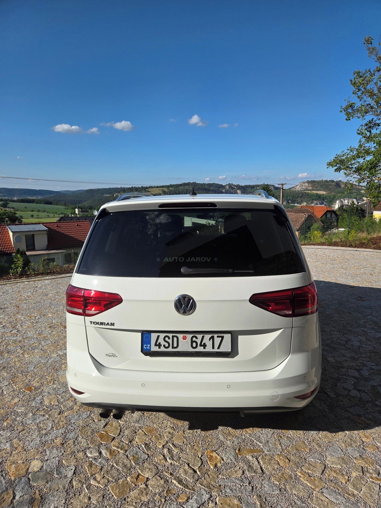 Volkswagen Touran - fotka 4