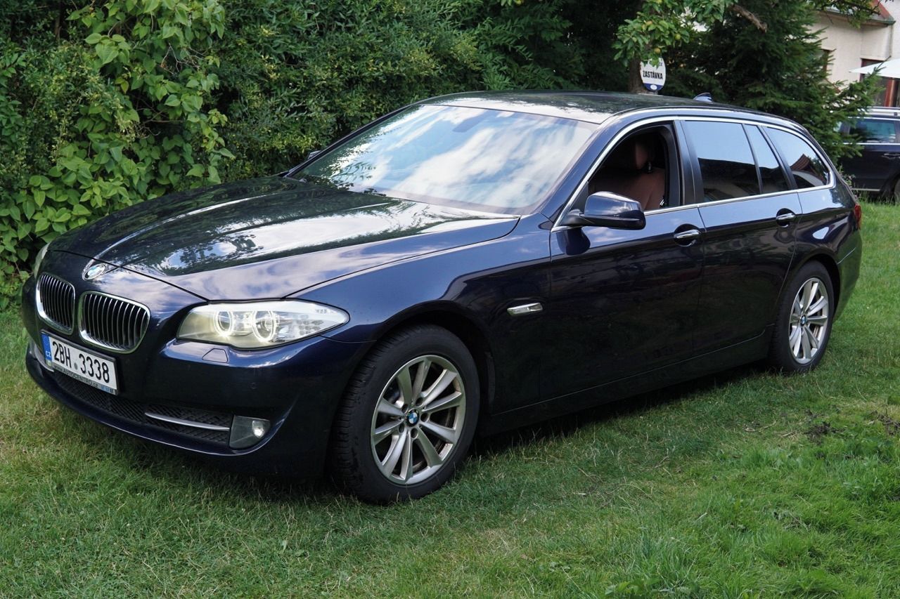 BMW Řada 5, BMW 520d Touring F11 135kw - fotka 5
