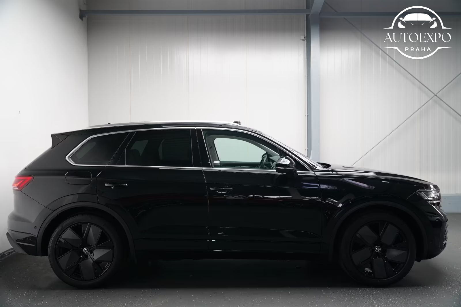 Volkswagen Touareg, 3.0TDI 4Matic  Elegance PANO - fotka 4
