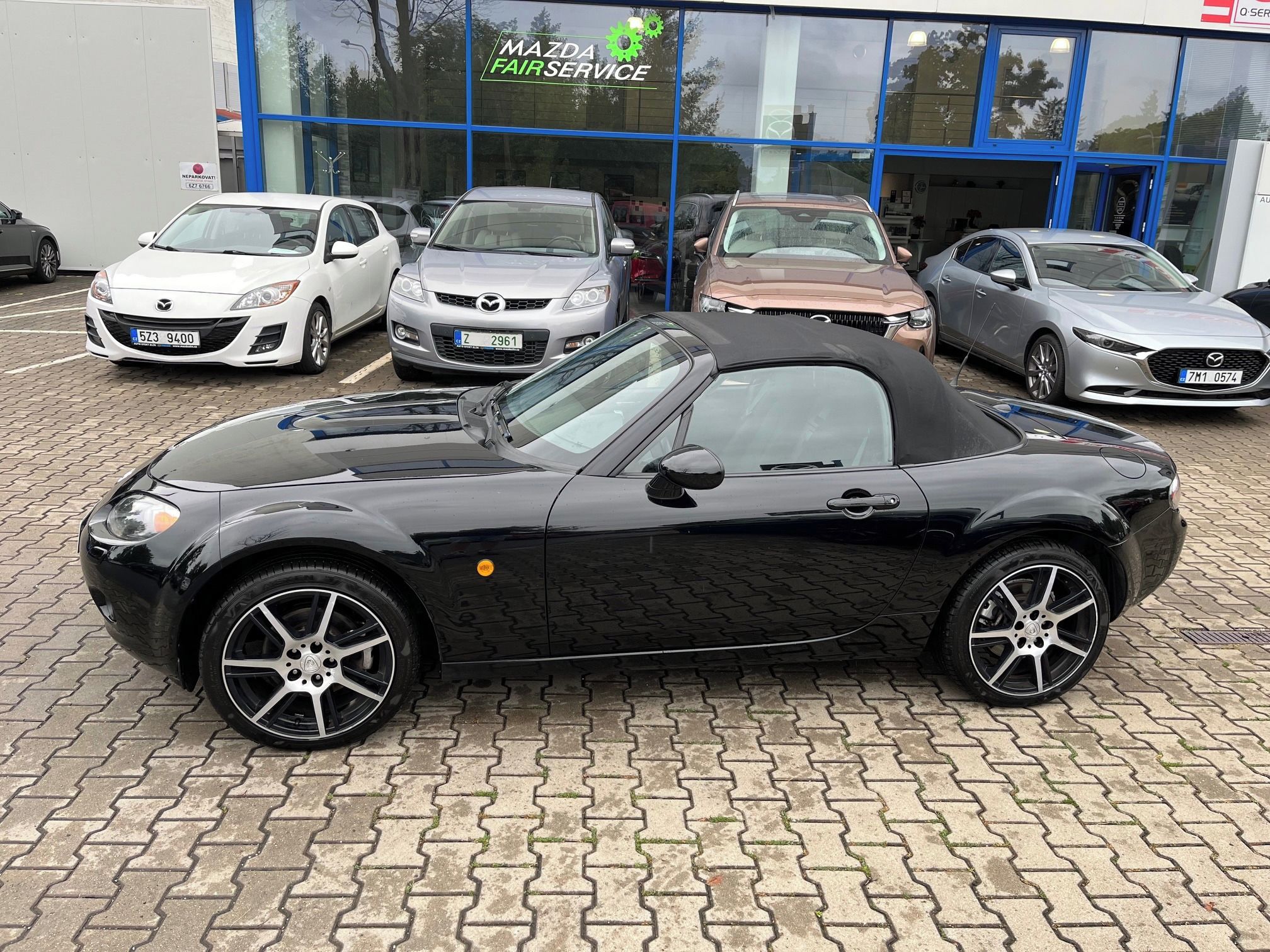Mazda MX-5, 2.0MZR 118kW - fotka 3