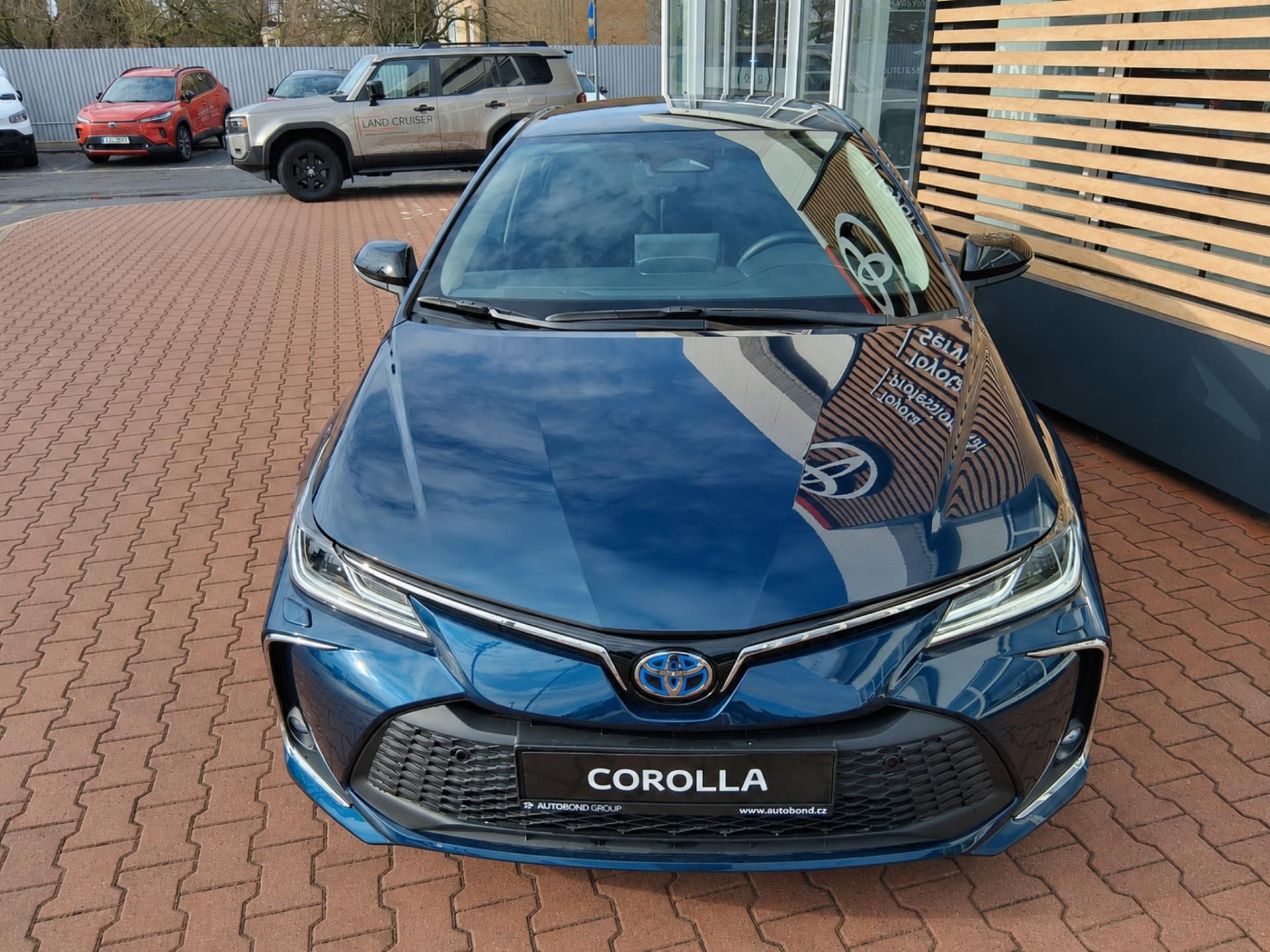 Toyota Corolla, 1,8 HEV 140K STYLE - fotka 5