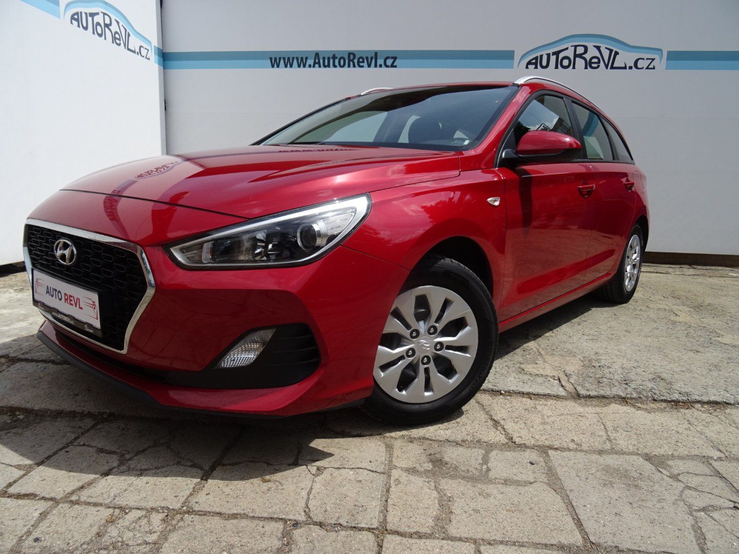 Hyundai i30, 1.4i,73kW,1majČR,S.kni,klima - fotka 2