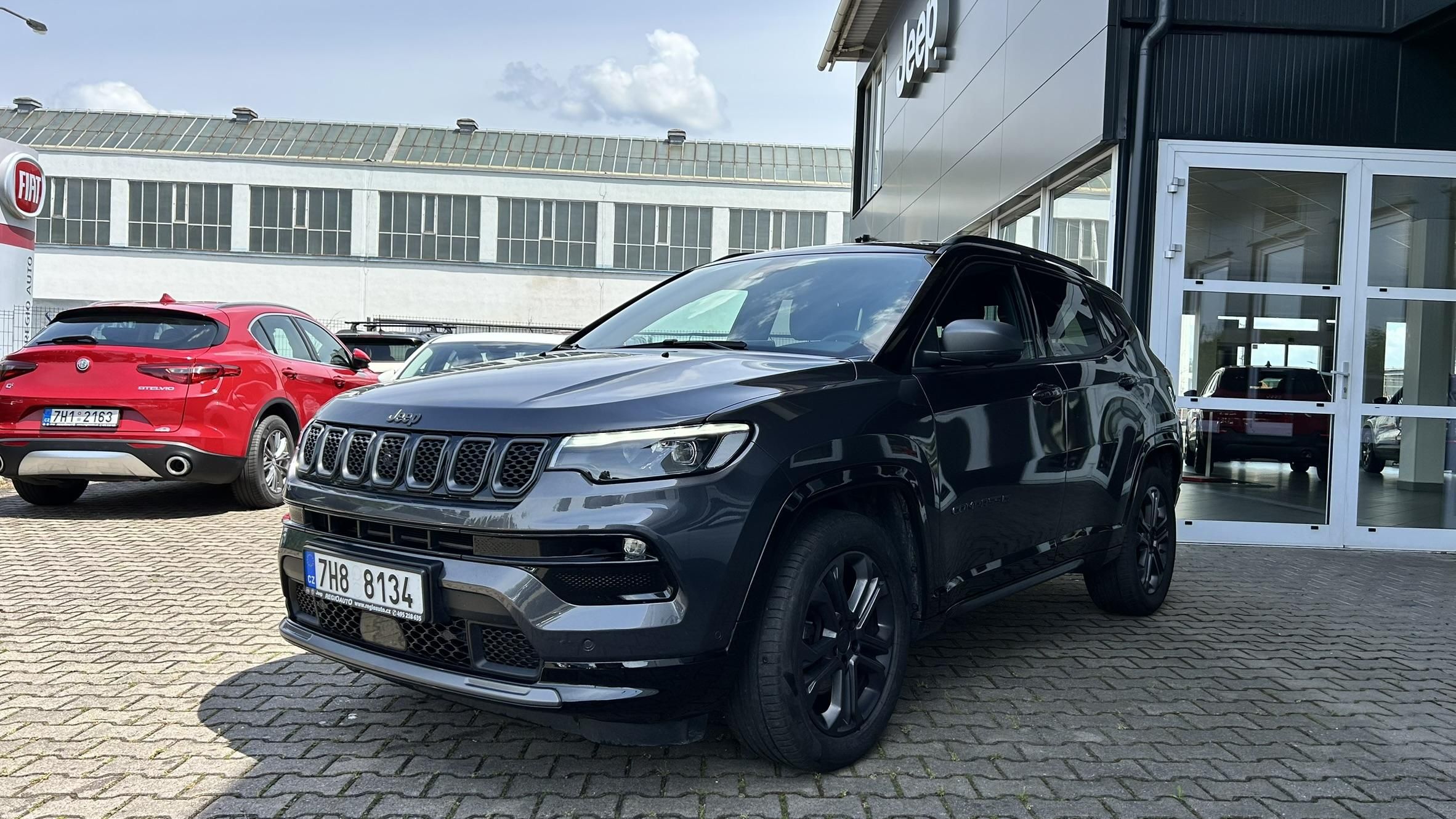 Jeep Compass, 1.3T 150k 80.Annivesary - fotka 3