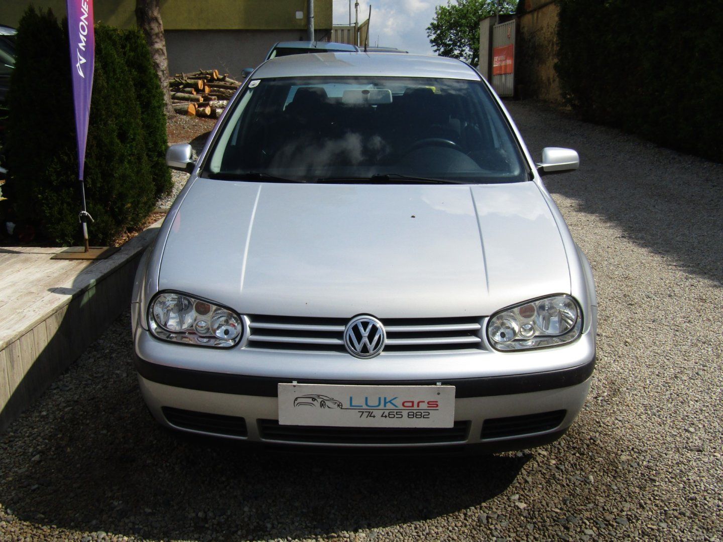 Volkswagen Golf, 1.4 16V KLIMA FUNKČNÍ - fotka 6