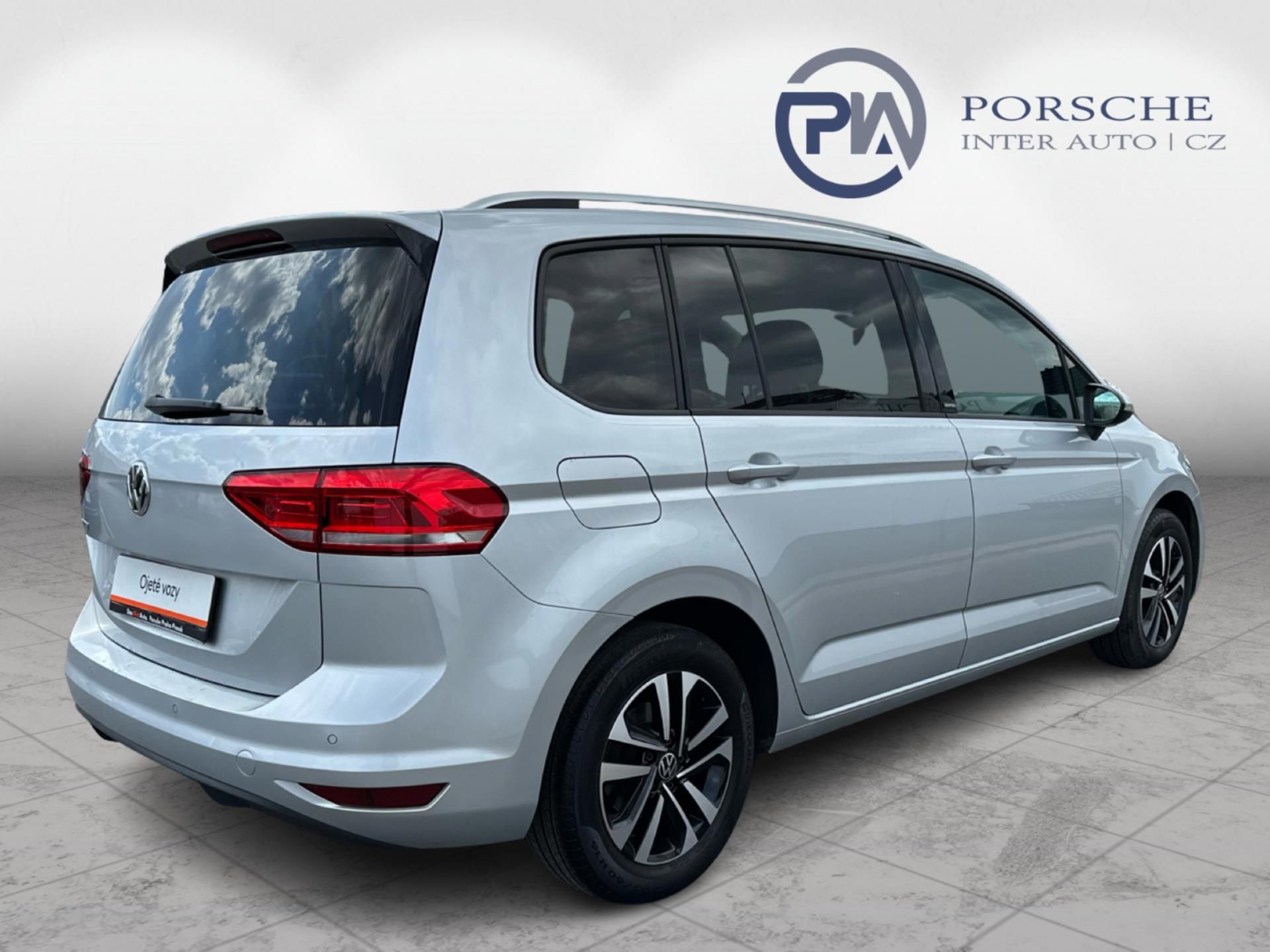 Volkswagen Touran, Comfortline 2.0 TDI 85 kW MAN. - fotka 6
