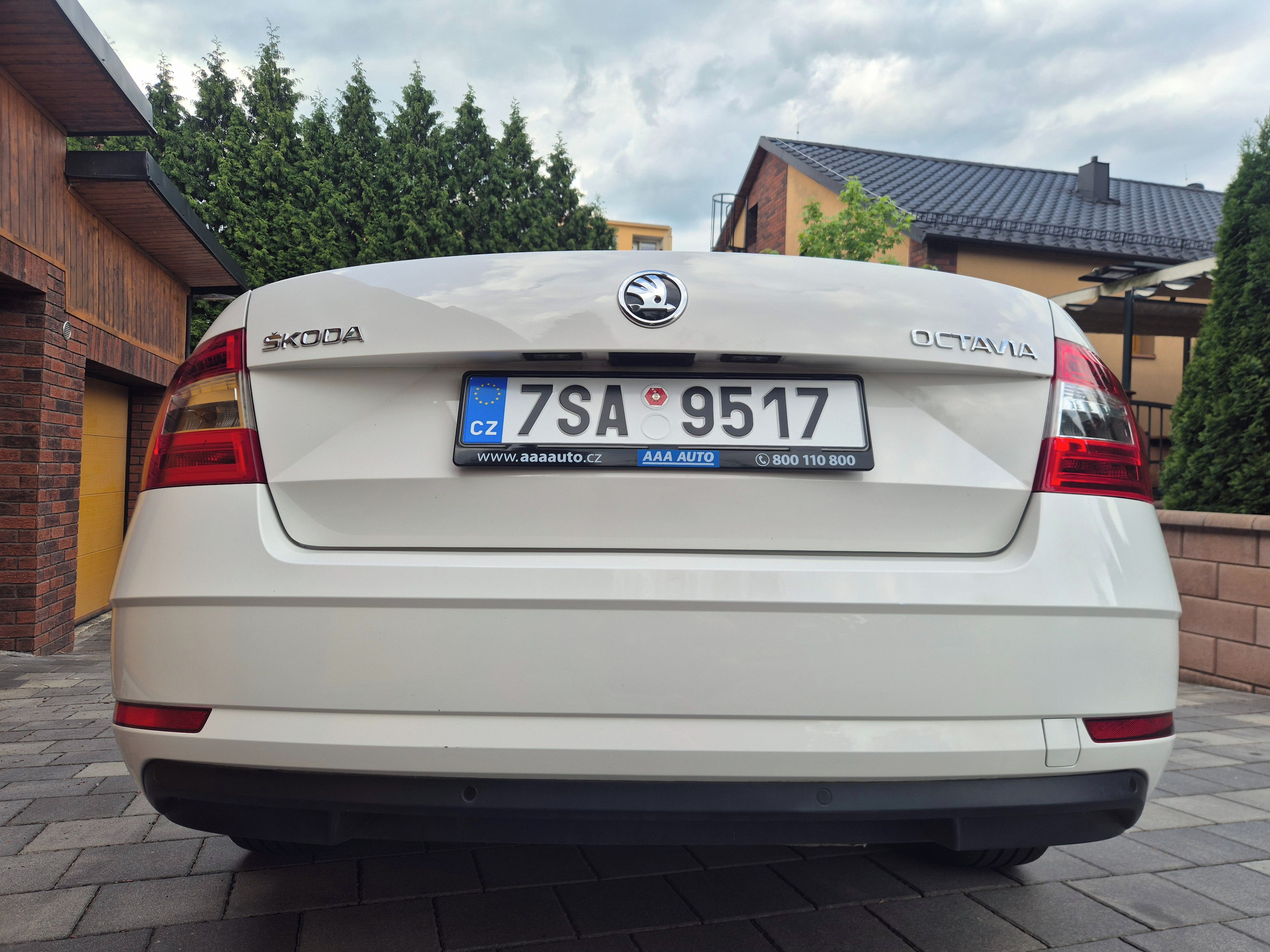 Škoda Octavia, 110 kw STYLE manuál - fotka 4