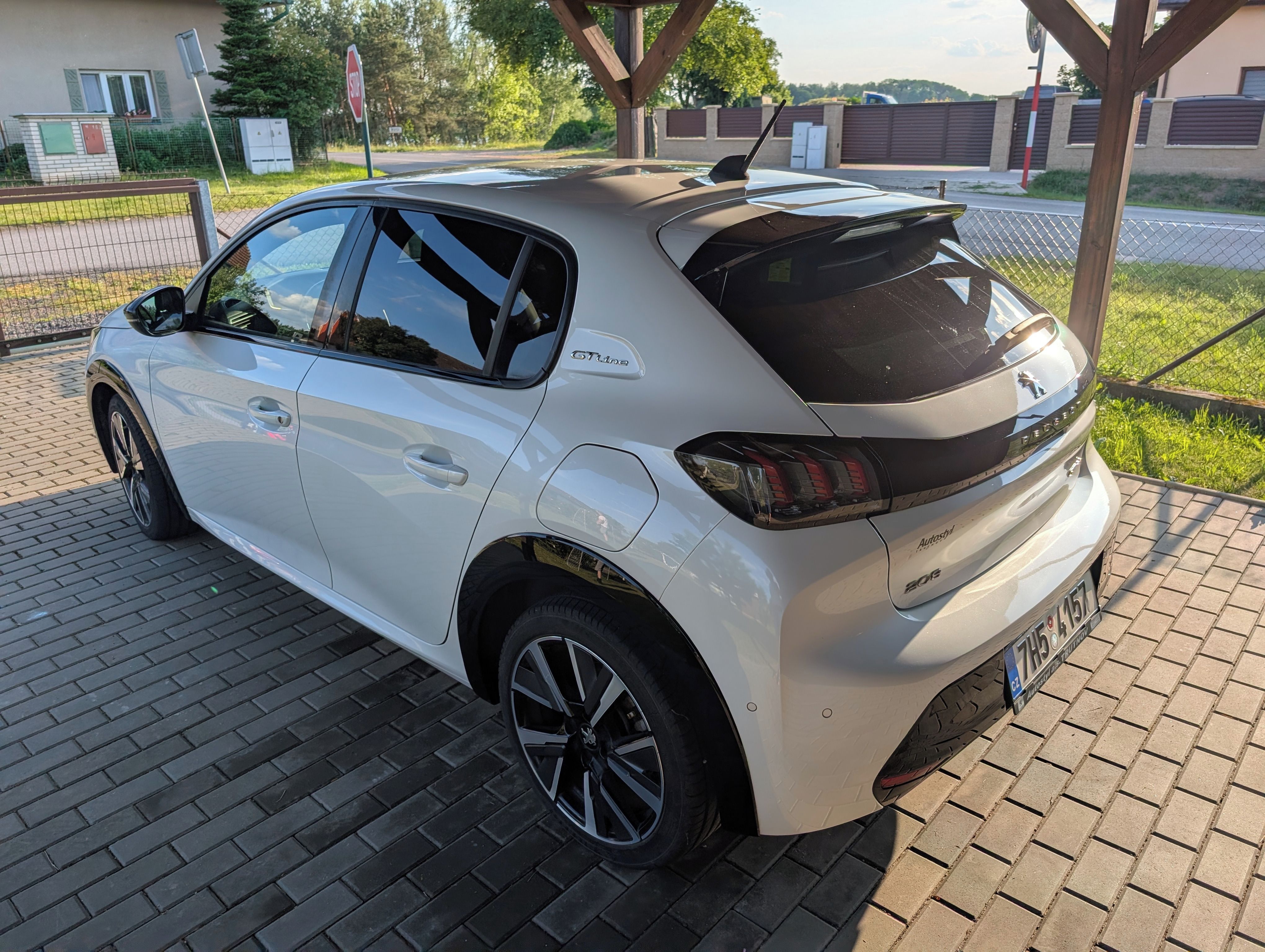 Peugeot 208, Peugeot 208, GT-line 1,2 74 KW - fotka 4