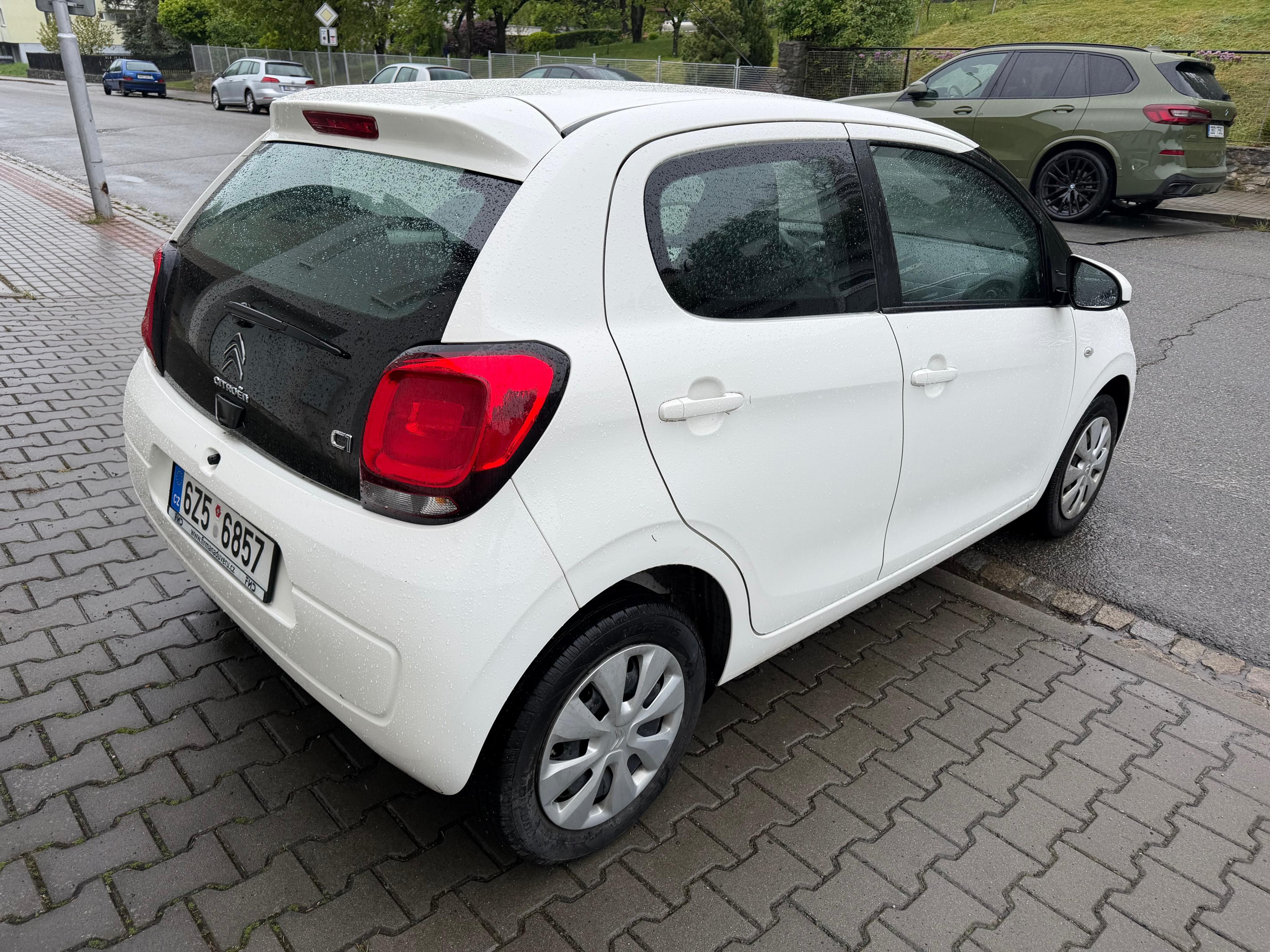 Citroën C1, 1.0i, ČR,klimatizace - fotka 4