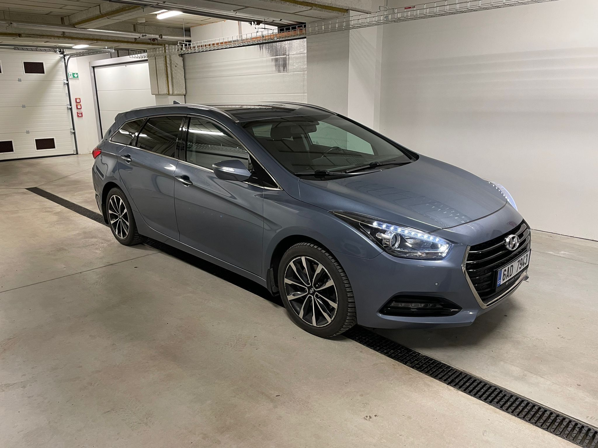 Hyundai i40, top stav, servisní historie