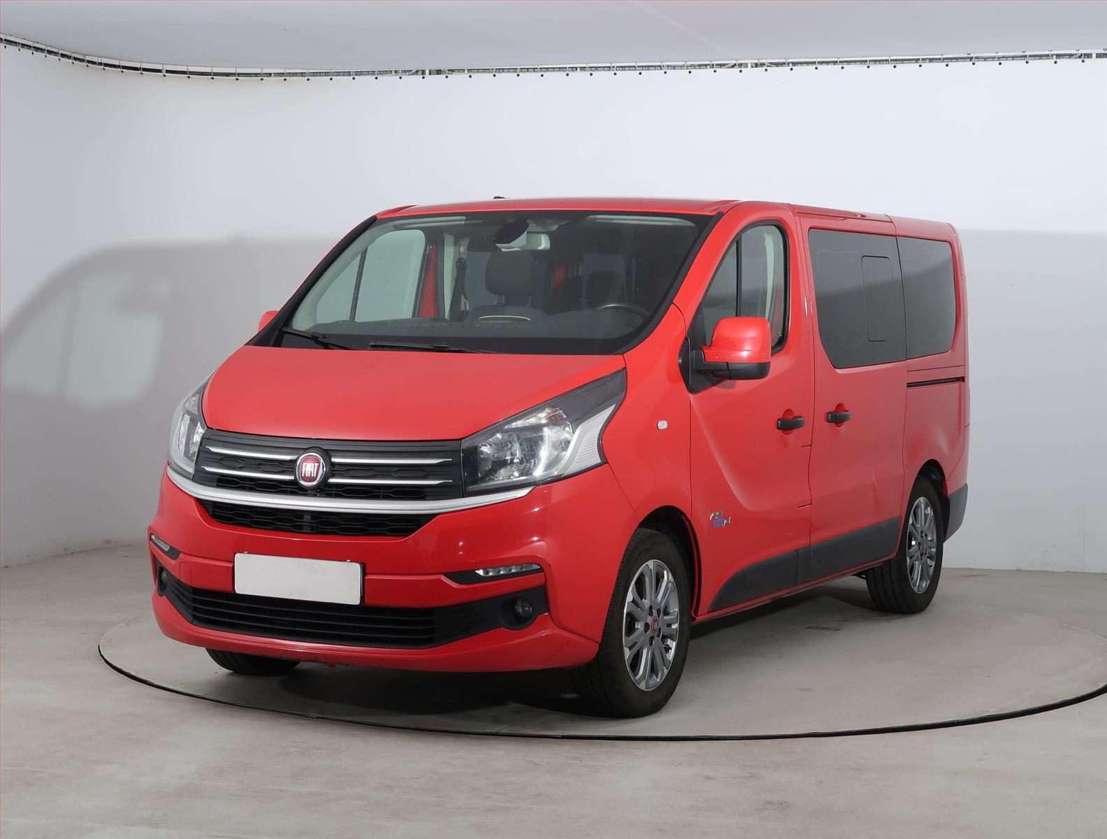 Fiat Talento, 1.6 MultiJet, Bus, 8Míst - fotka 2