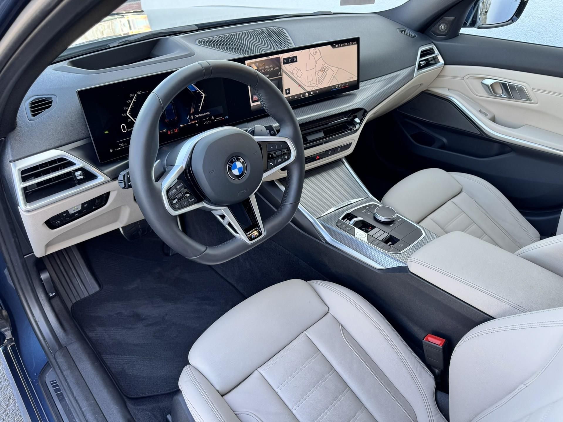 BMW Řada 3, 320d xDrive Touring Tažné 360 - fotka 5
