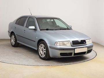 1.8 T, Klima, zamluveno