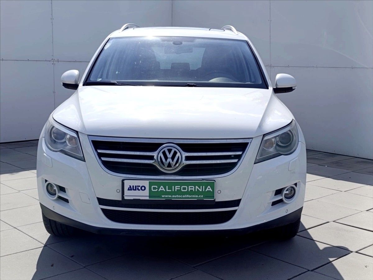 Volkswagen Tiguan, 2,0 TDi DSG 4Motion Navi Tažné - fotka 3
