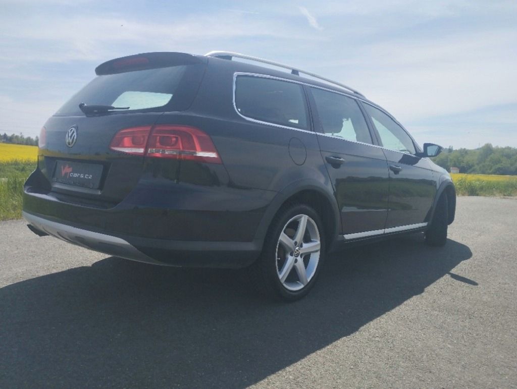 Volkswagen Passat, ALLTRACK - fotka 3
