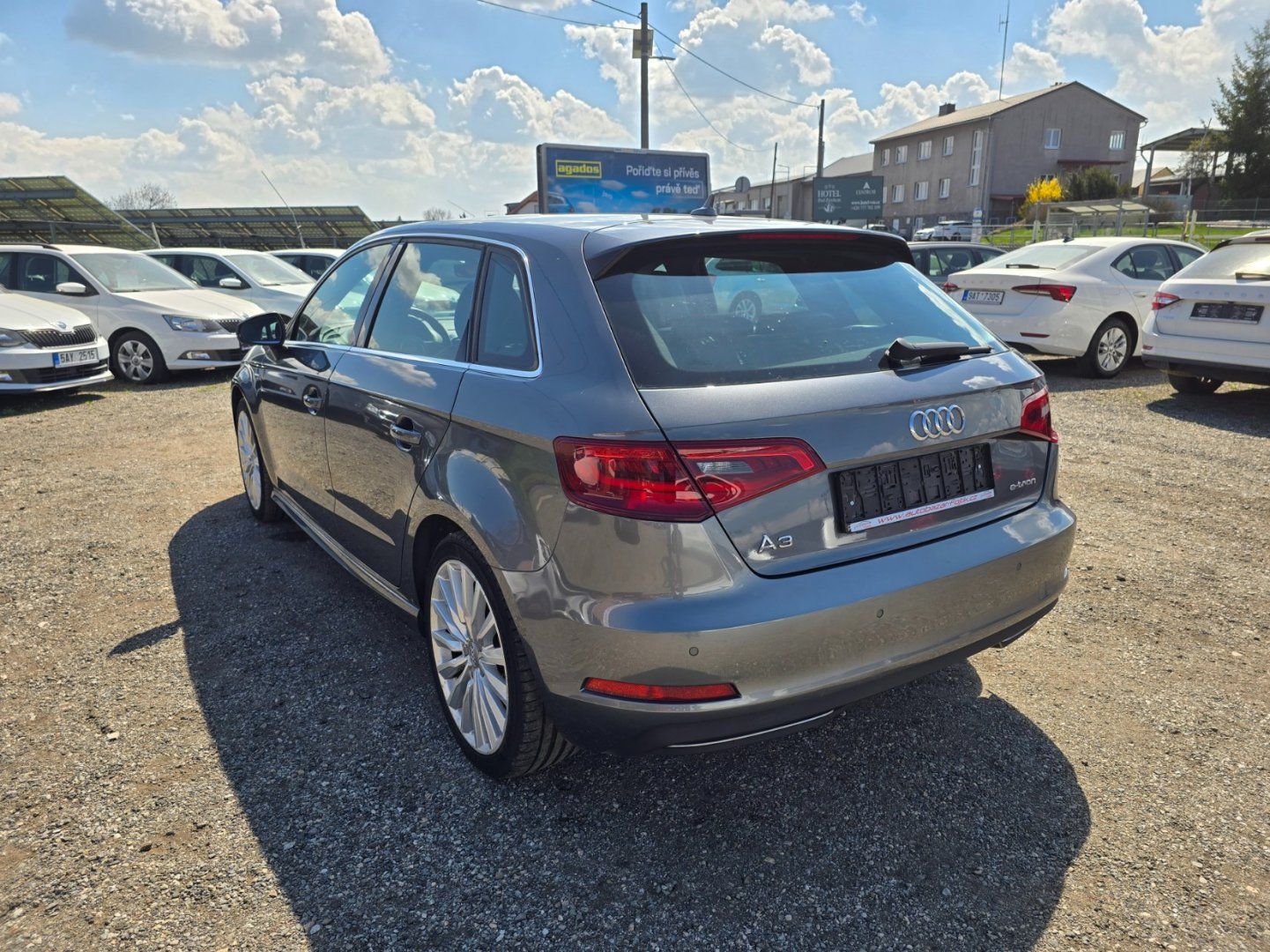 Audi A3, 1.4 TFSi Sportback E-Tron - fotka 5