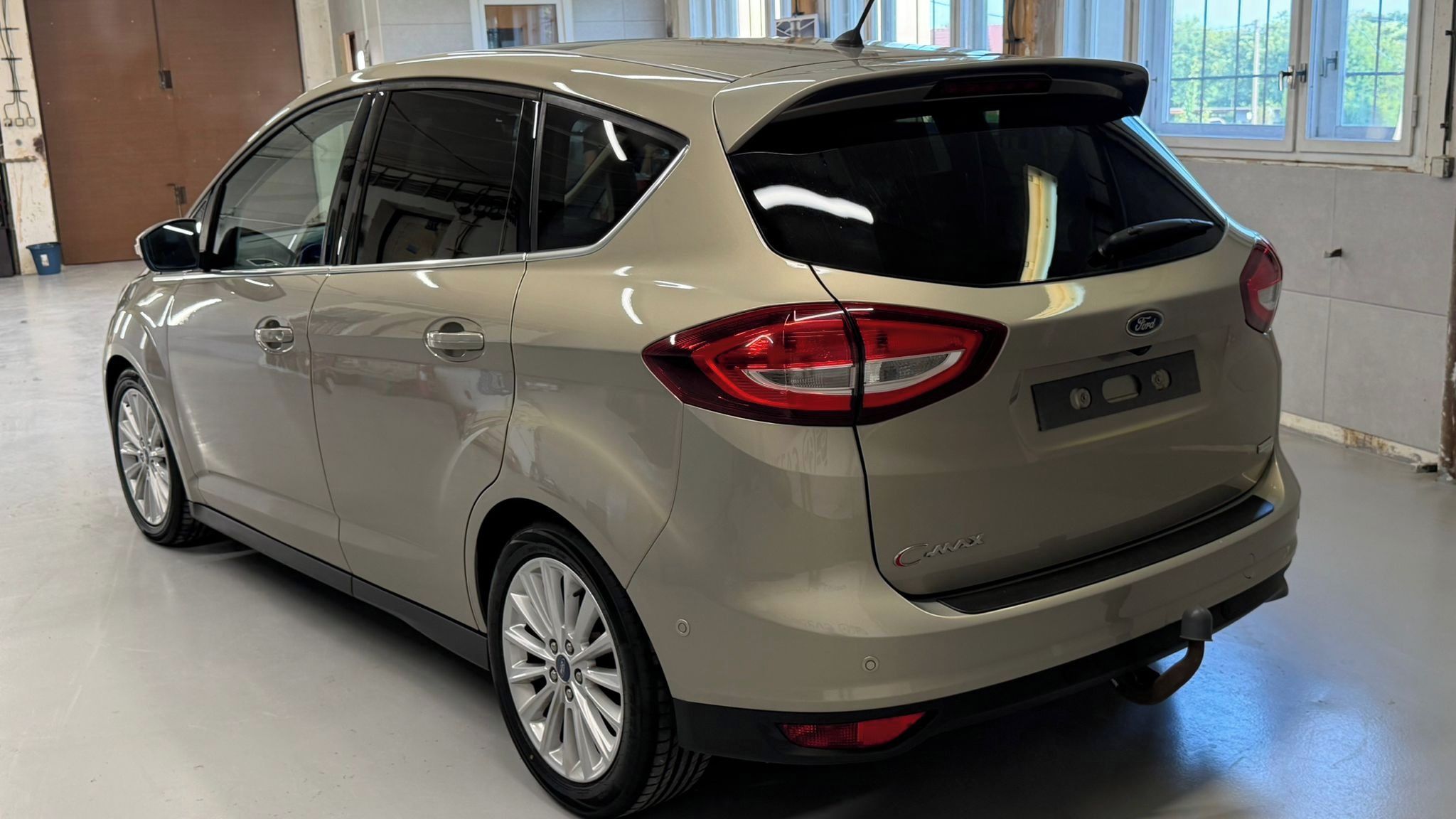 Ford C-MAX, Ford C-Max 1.5 Titanium - fotka 2