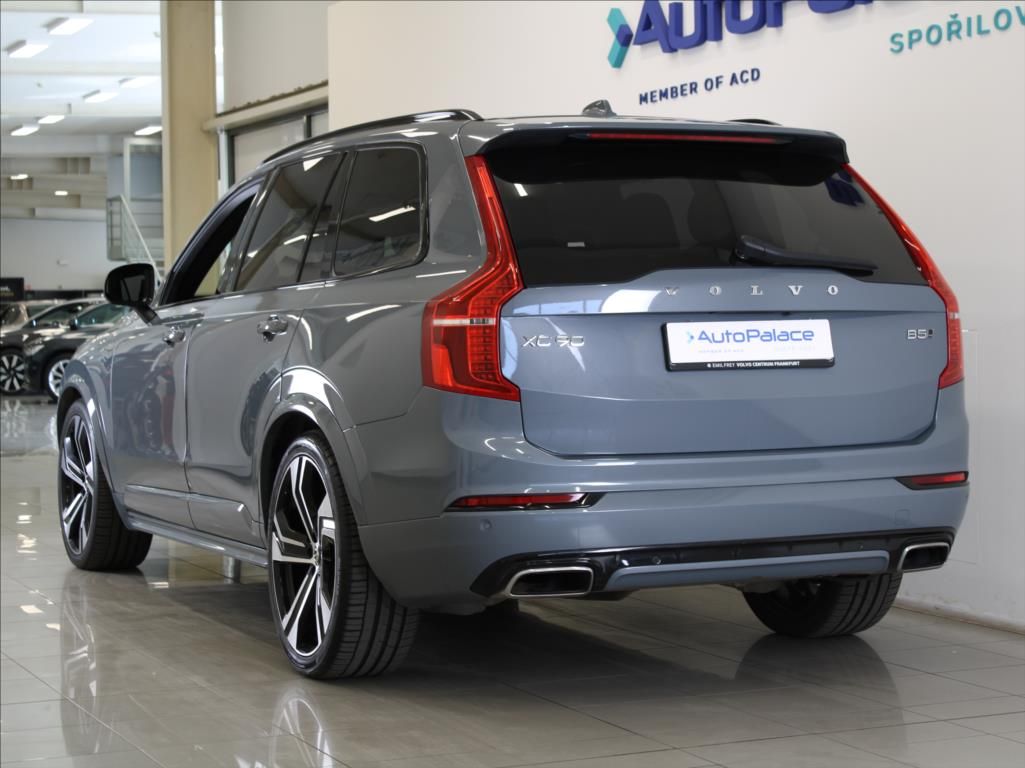 Volvo XC90, 2,0 B5 R Vzduch B&W 7míst PANO - fotka 3