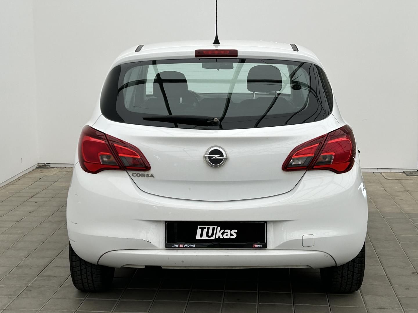Opel Corsa, 1.4. 66kW Enjoj - fotka 4