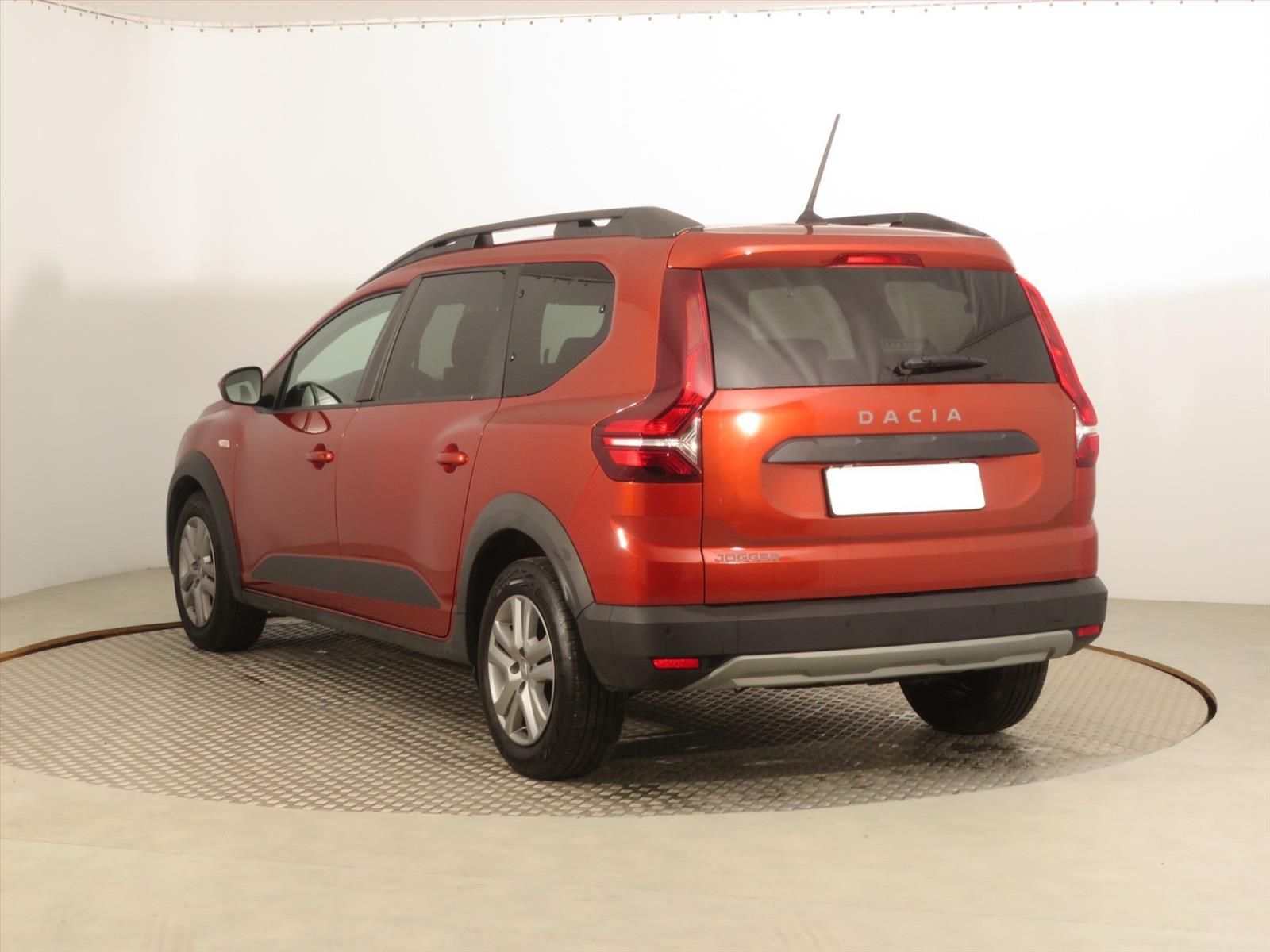 Dacia Jogger, 1.0 TCe, 7 míst, Serv.kniha - fotka 4