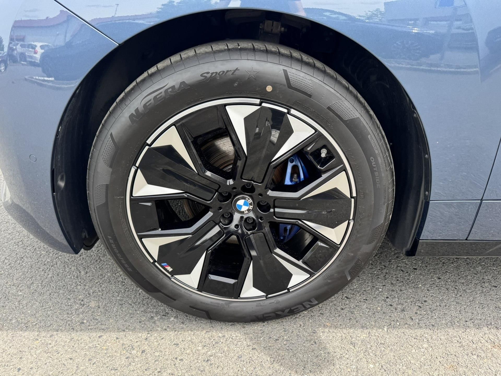 BMW iX, iX60 xDrive Tažné Harman - fotka 4