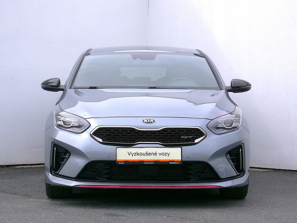 Kia ProCeed, GT 1.6 Tgi 150 kW - fotka 4