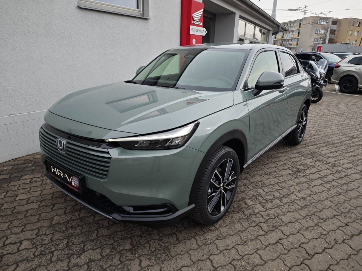 Honda HR-V, 1.5 eHEV Elegance MR27 SKLADEM - fotka 3