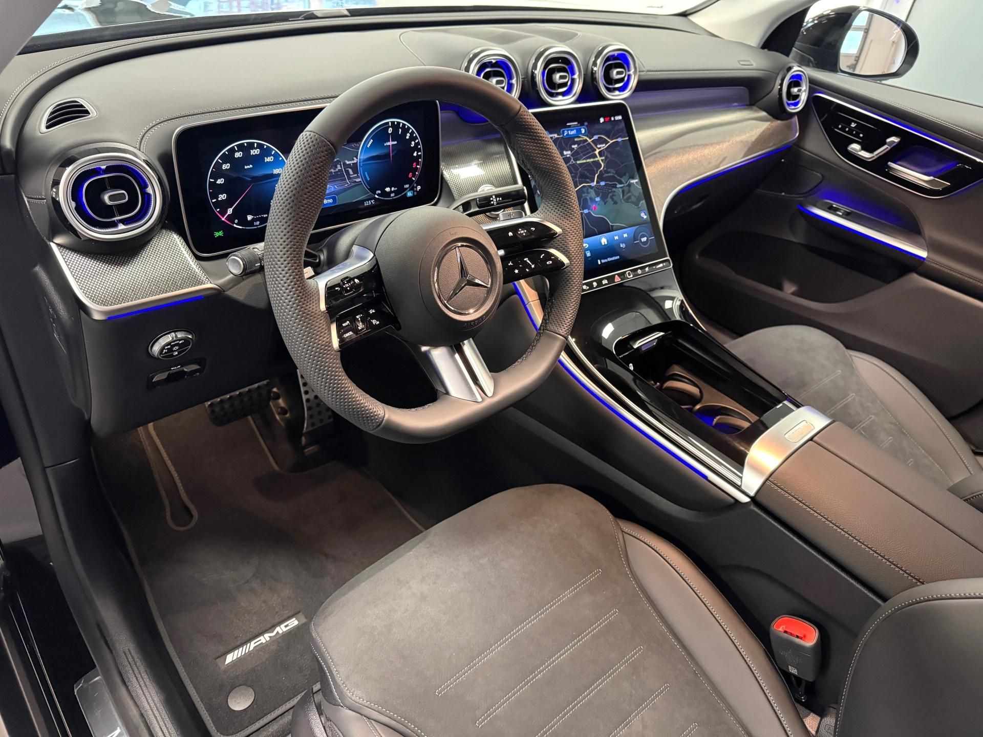 Mercedes-Benz GLC, GLC 300 de 4MATIC - fotka 2