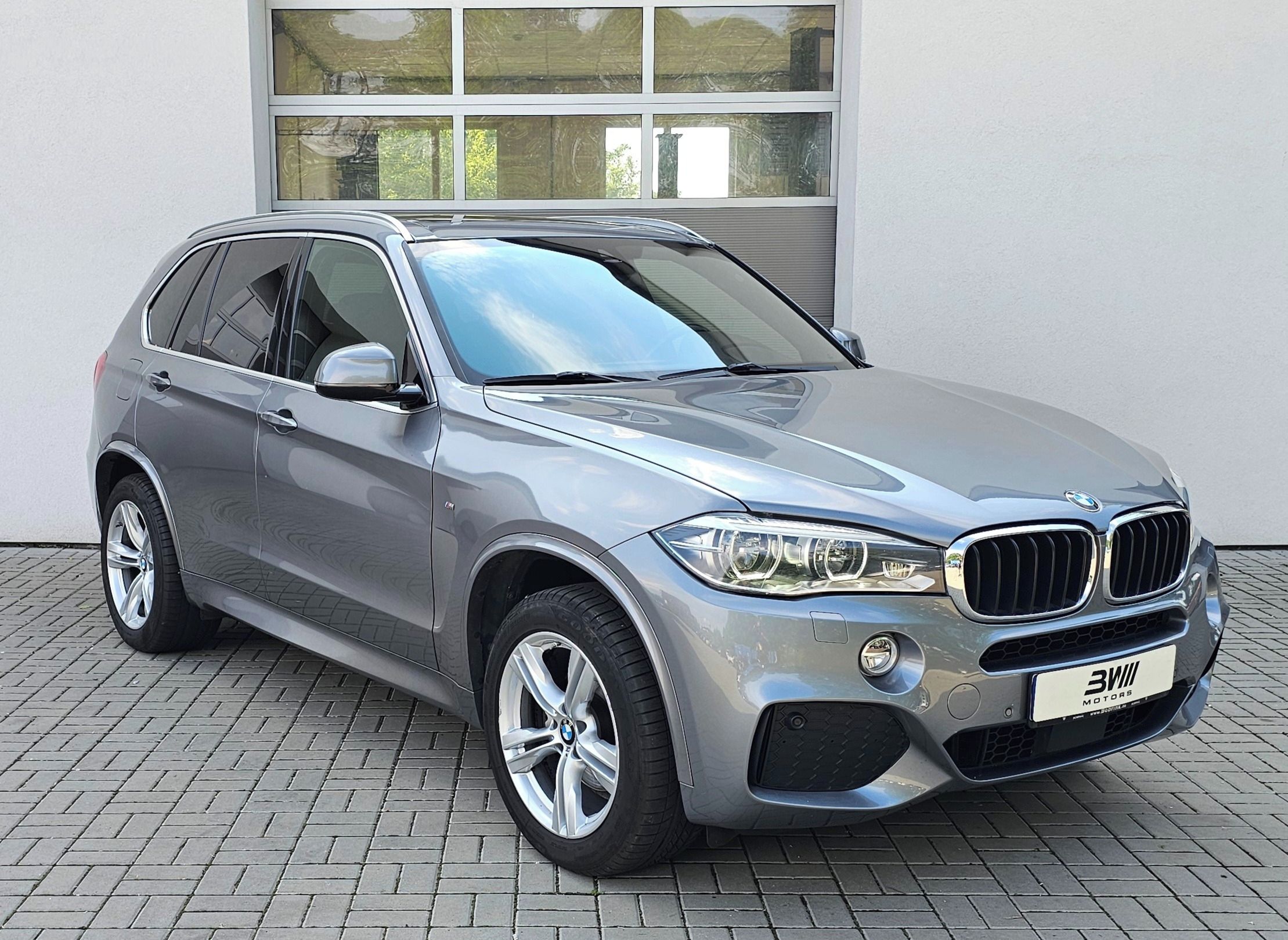 BMW X5, xDrive30d - fotka 3