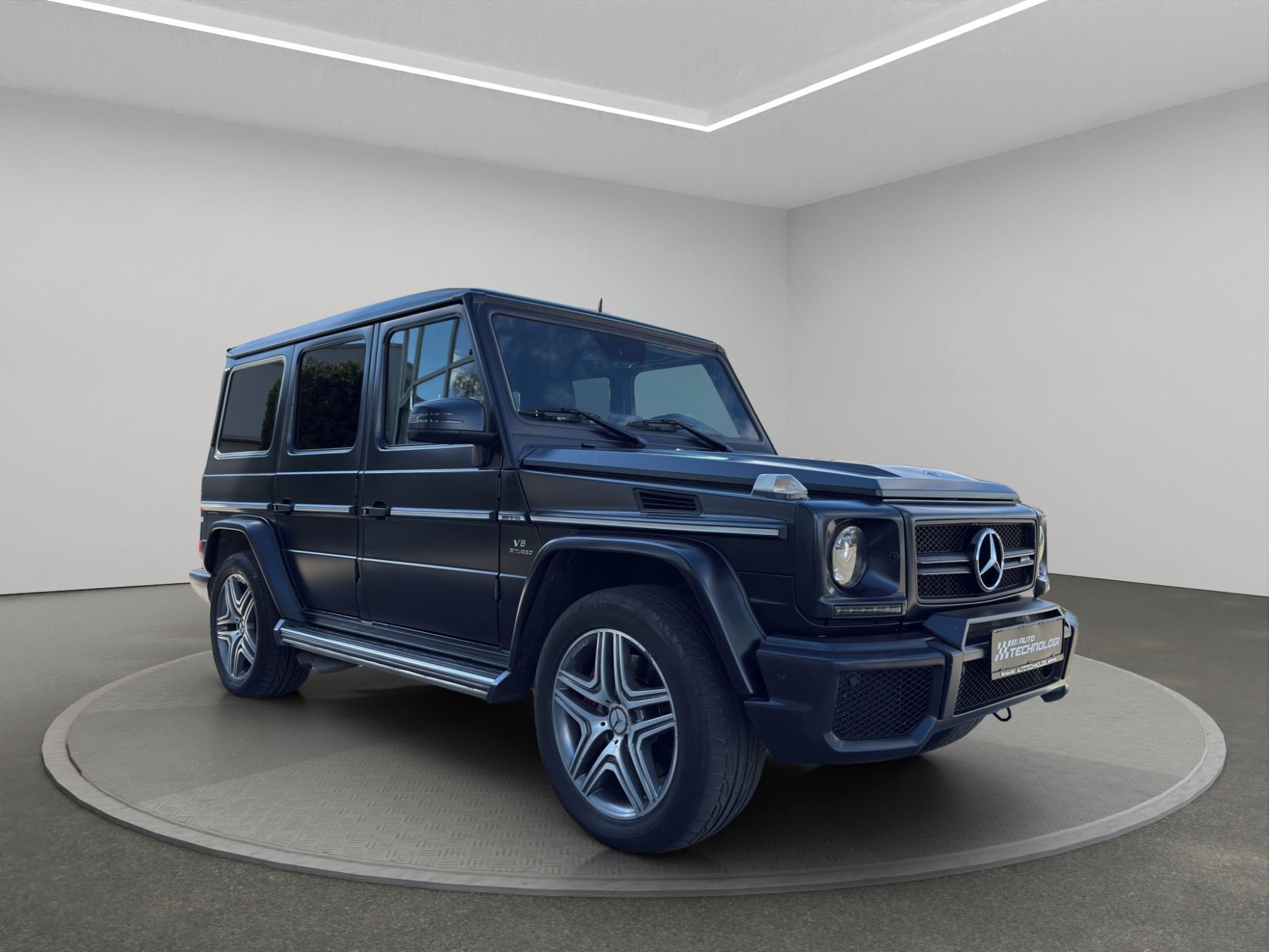 Mercedes-Benz Třídy G, 63 AMG - fotka 3