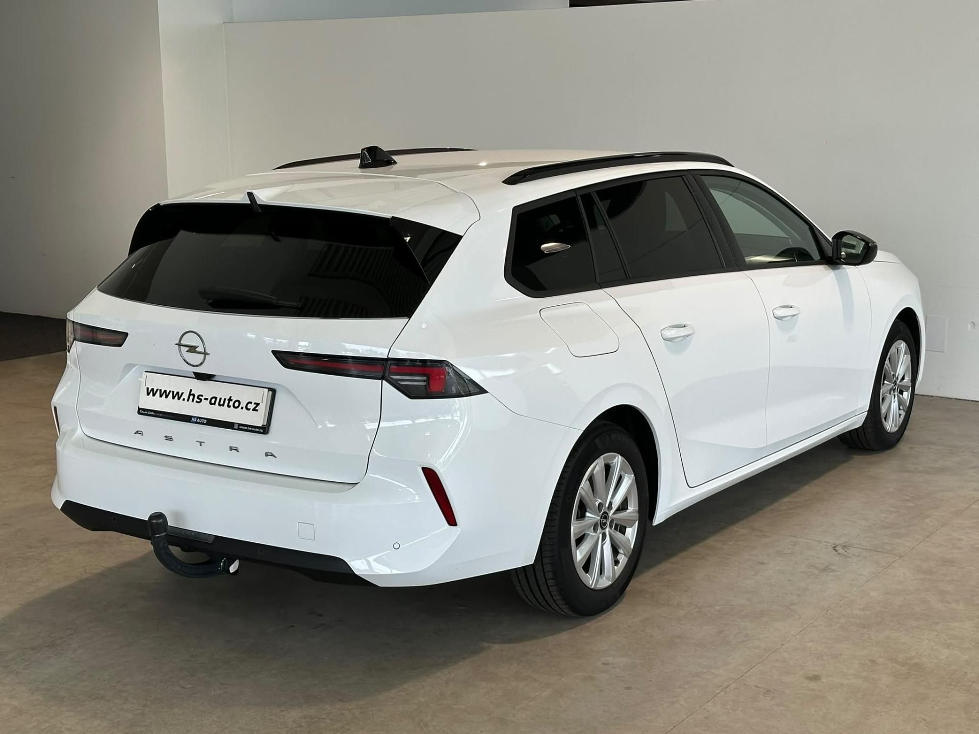 Opel Astra, 1.5 BHDi,COM,aut.130HP,ČR,DPH - fotka 4