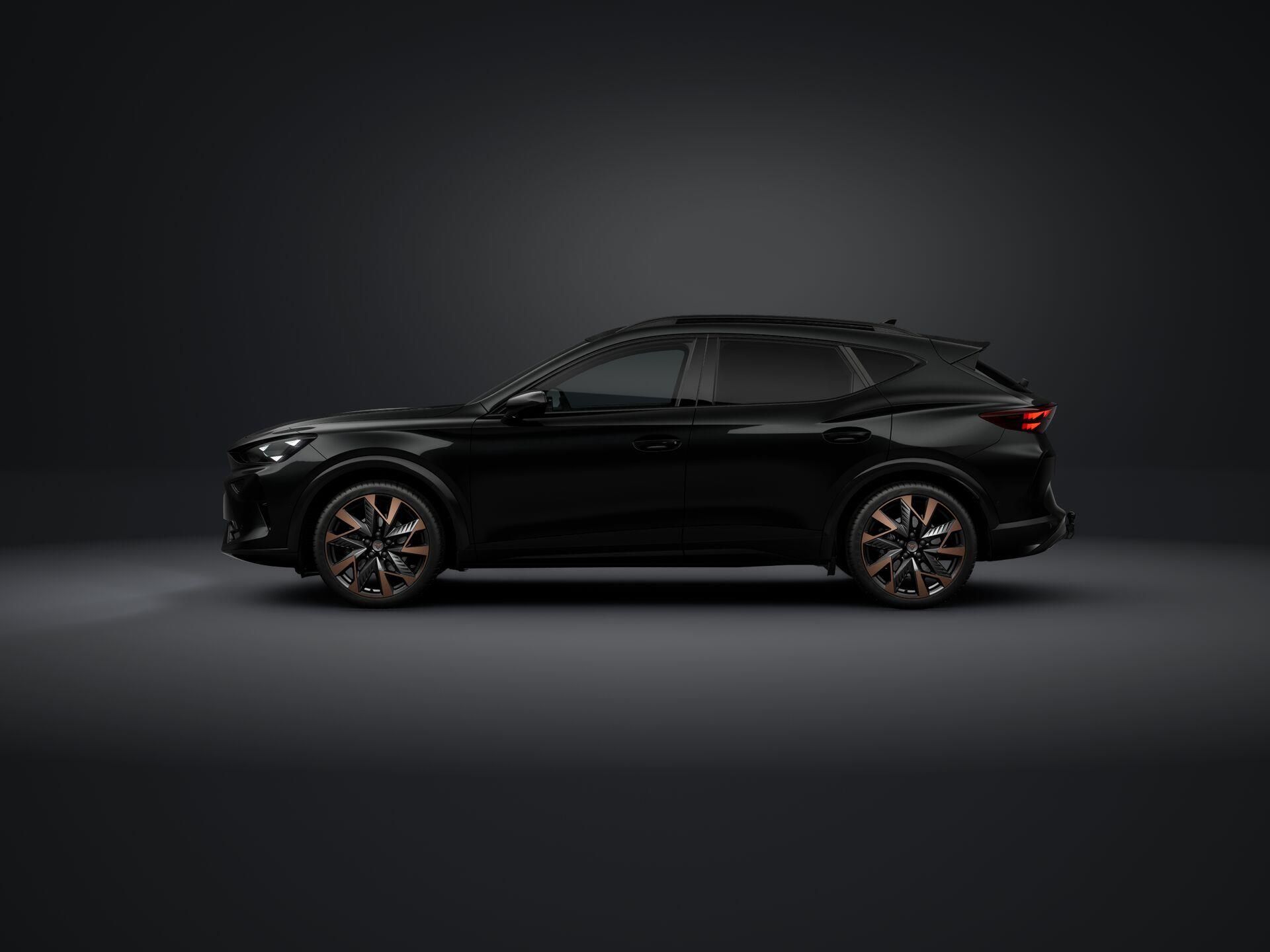 Cupra Formentor, 1.5 eTSI 150k DSG - fotka 2