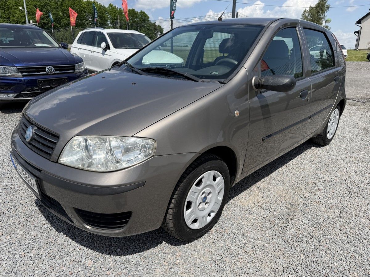 Fiat Punto, 1,2   8v 44 kw - fotka 3