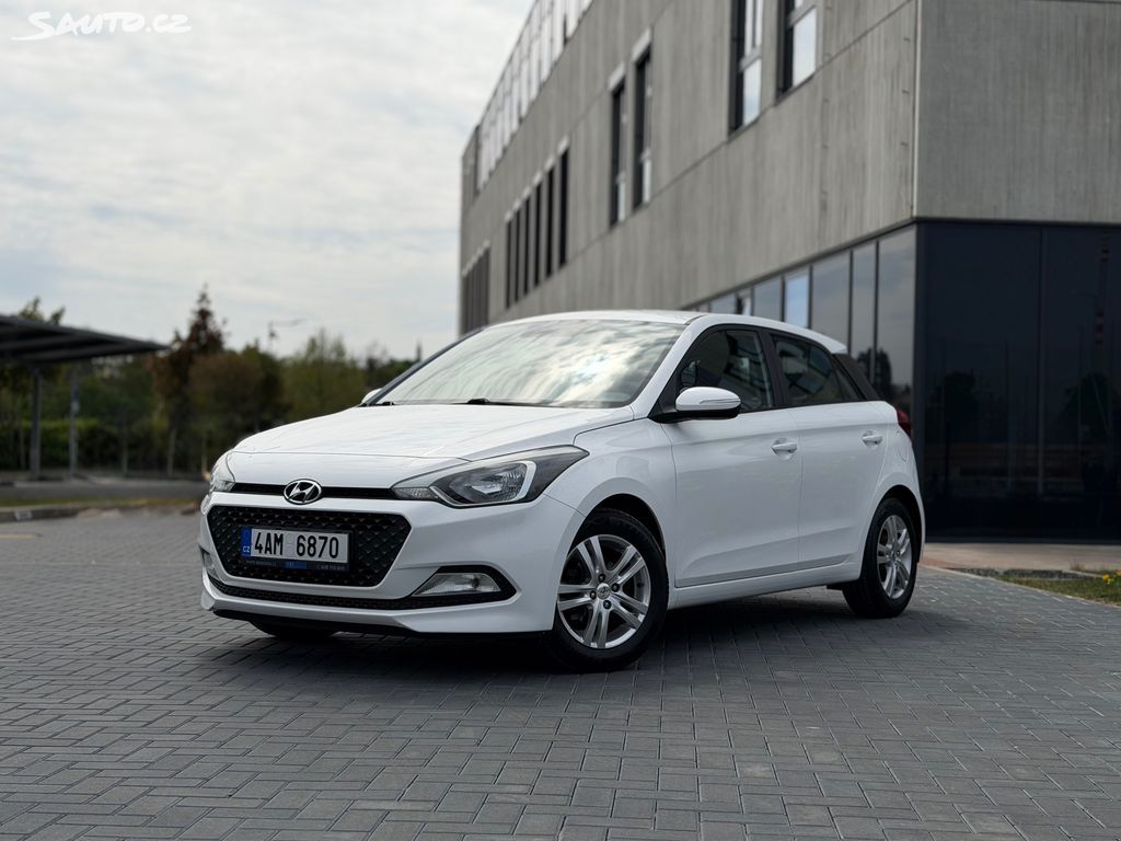 Hyundai i20, 1.2i 55 kw - fotka 2