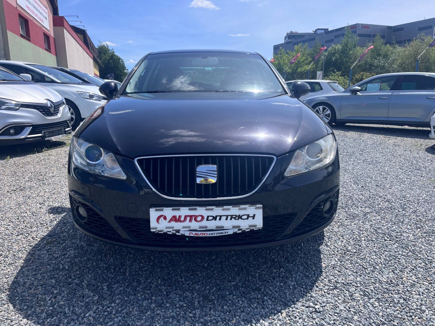 Seat Exeo, 2.0 TDi STYLE - fotka 3