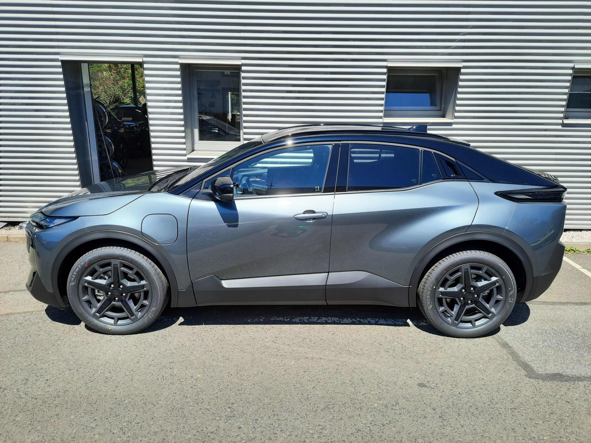 Subaru, Uncharted Executive 77 kWh AWD - fotka 4