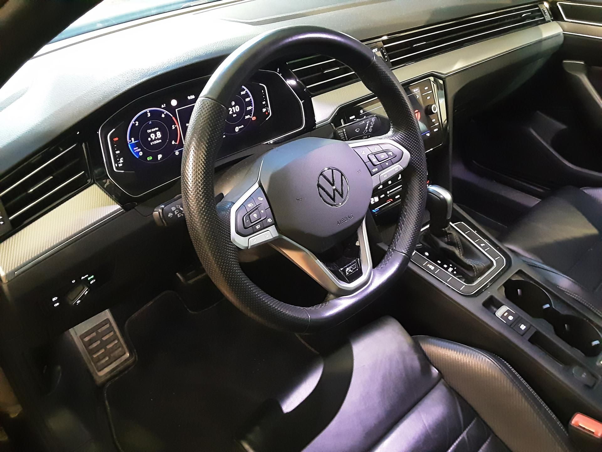Volkswagen Passat Variant, 2.0 TDI 110kW DSG R-line - fotka 3